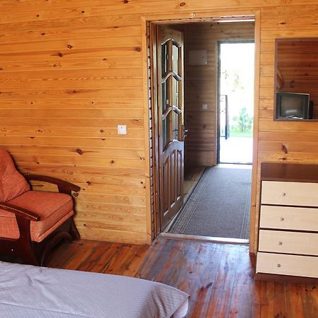 Hotel-Complex Mizh Triokh Ozer Svityaz' Ngoại thất bức ảnh