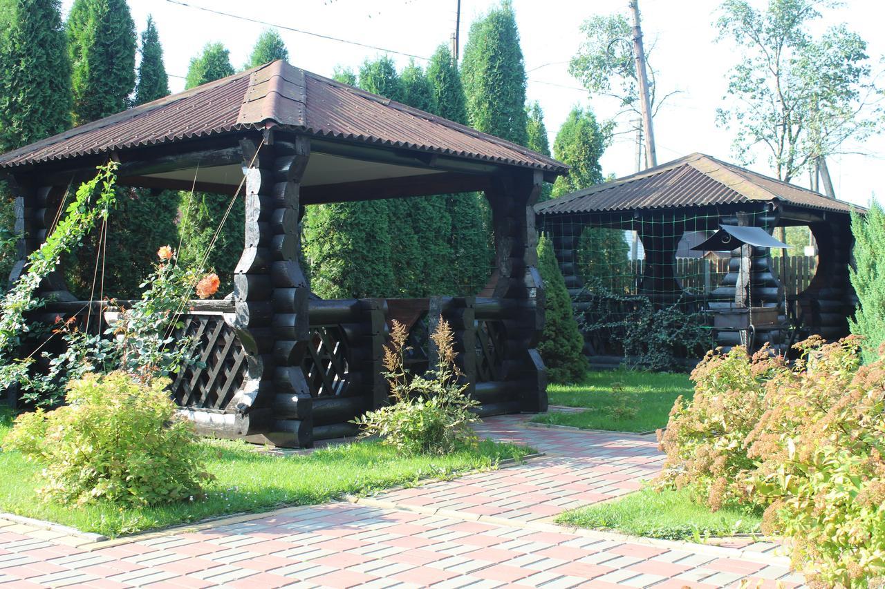 Hotel-Complex Mizh Triokh Ozer Svityaz' Ngoại thất bức ảnh