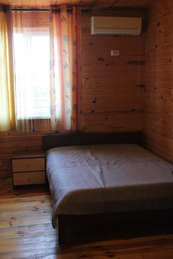 Hotel-Complex Mizh Triokh Ozer Svityaz' Ngoại thất bức ảnh